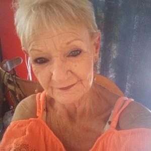 Meet your Posher, Bonnie